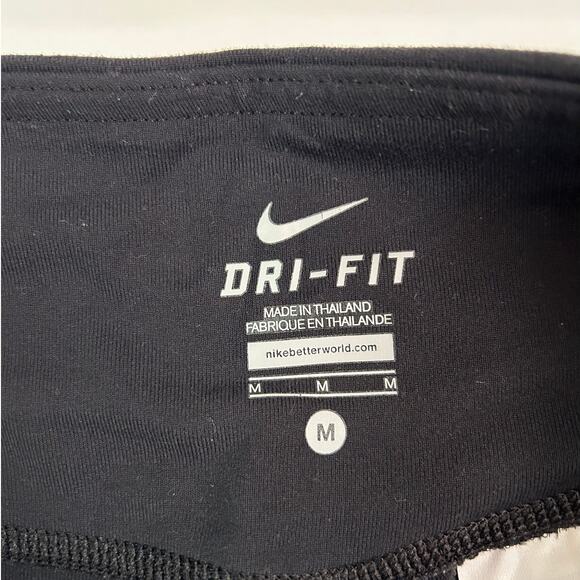 Bundle of Nike Women's Dri-FIT Capri Leggings Size Medium - Picture 14 of 16